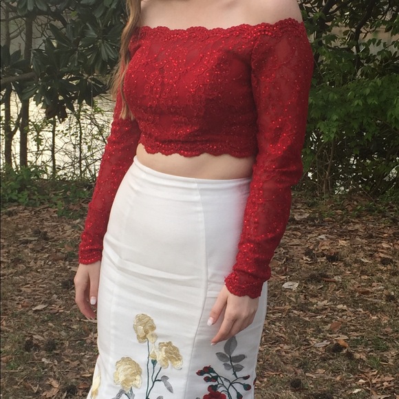 Formal dress - Picture 3 of 6